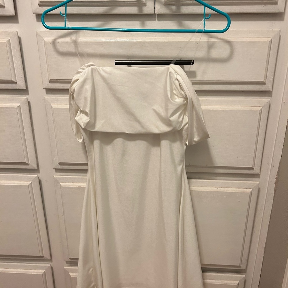 Windsor White Off-Shoulder Dress